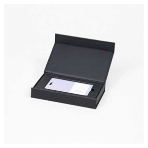 Luxe magneetdoos, voor kadobon, klantenkaart of creditcard, met inlay - Zwart kraft